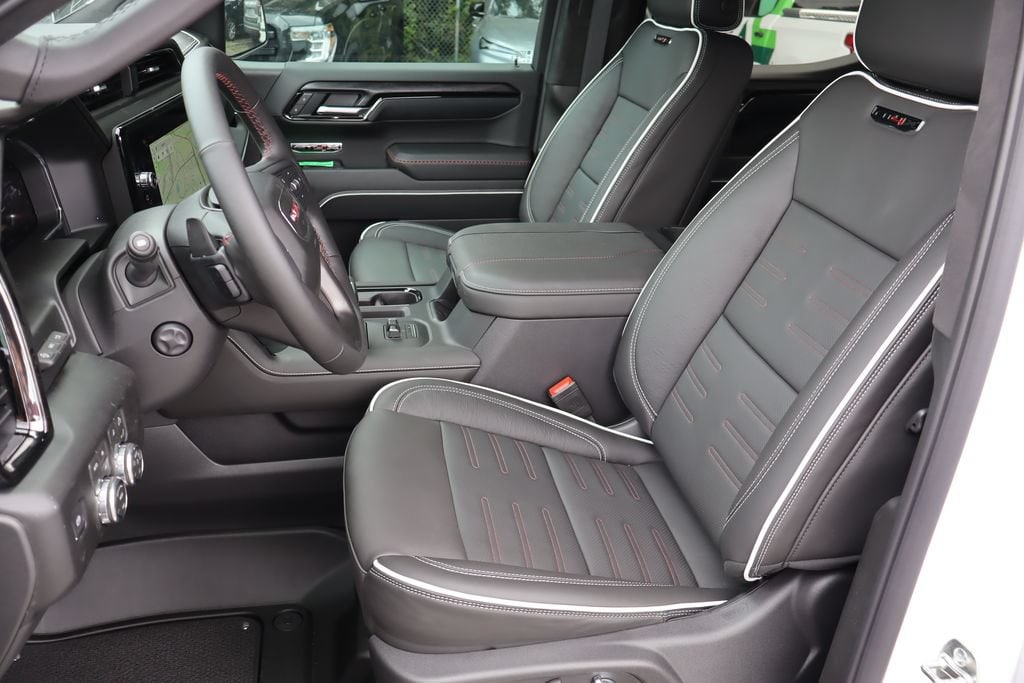 2026 GMC Sierra 1500 AT4X - Photo 12