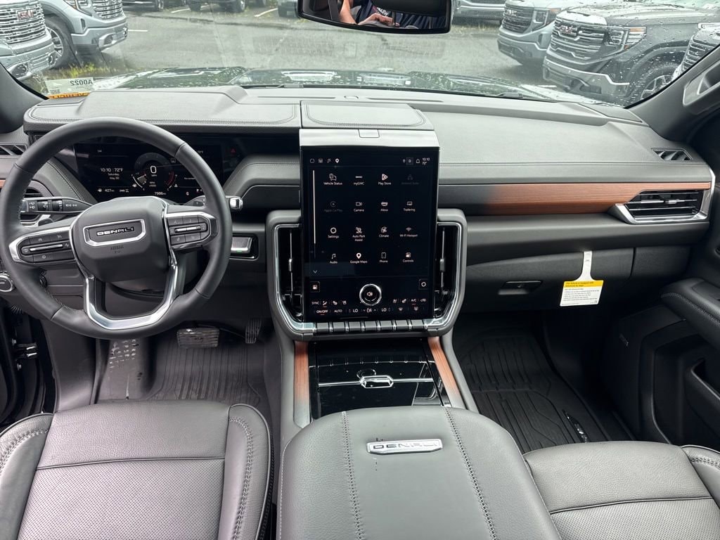 2025 GMC Yukon XL Denali - Photo 14