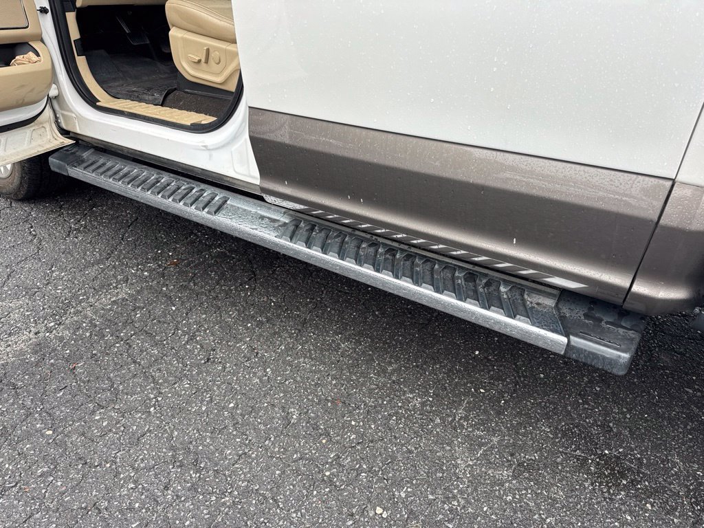 2019 Ford F-150 Lariat - Photo 22