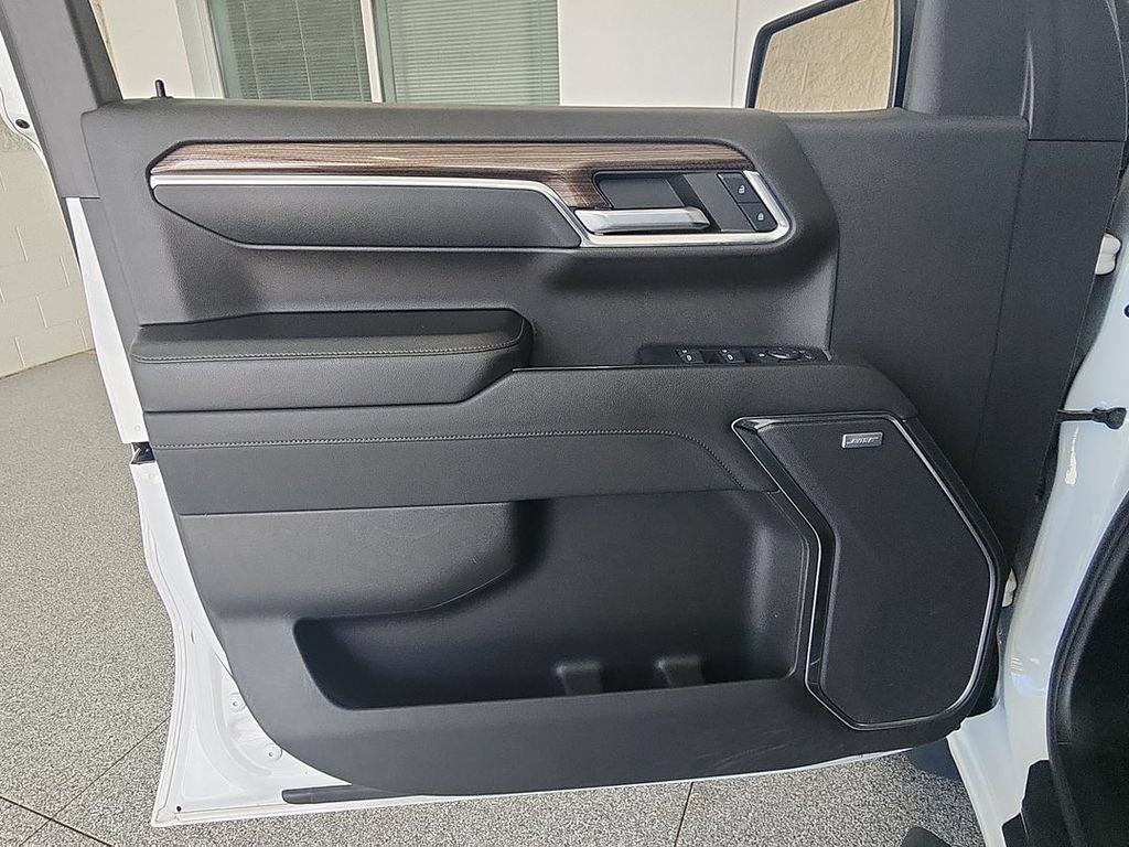 2022 Chevrolet Silverado 1500 LT Trail Boss - Photo 22