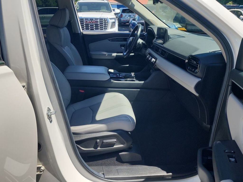 2025 Honda Pilot EX-L - Photo 26