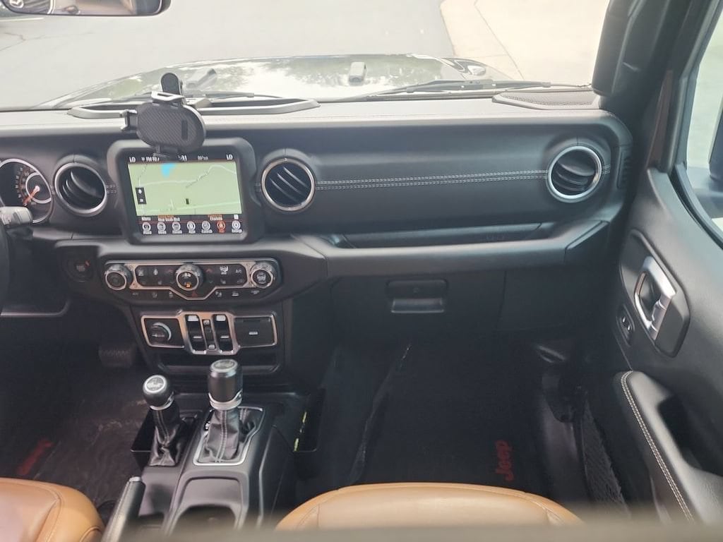 2021 Jeep Wrangler Unlimited Sahara - Photo 28