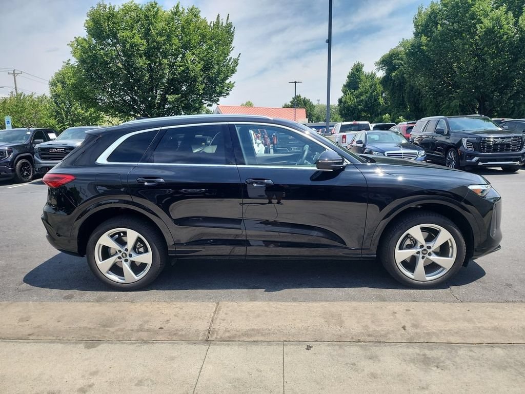 2025 Audi New Q5 Premium Plus - Photo 9