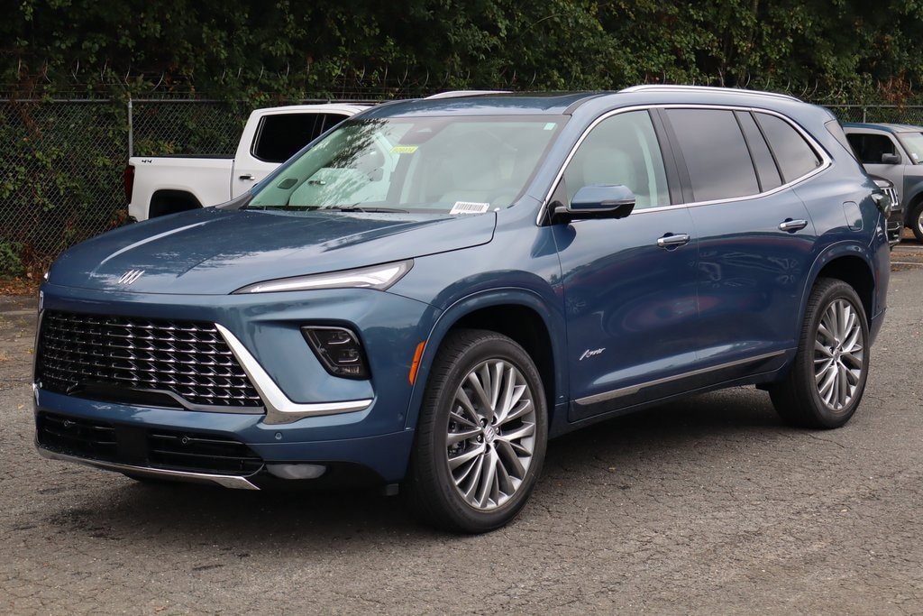 New 2026 Buick Enclave Avenir SUV