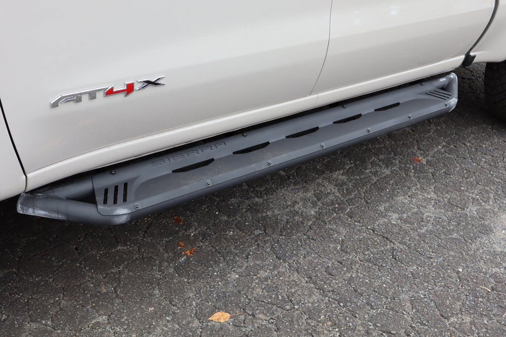 2026 GMC Sierra 1500 AT4X - Photo 10
