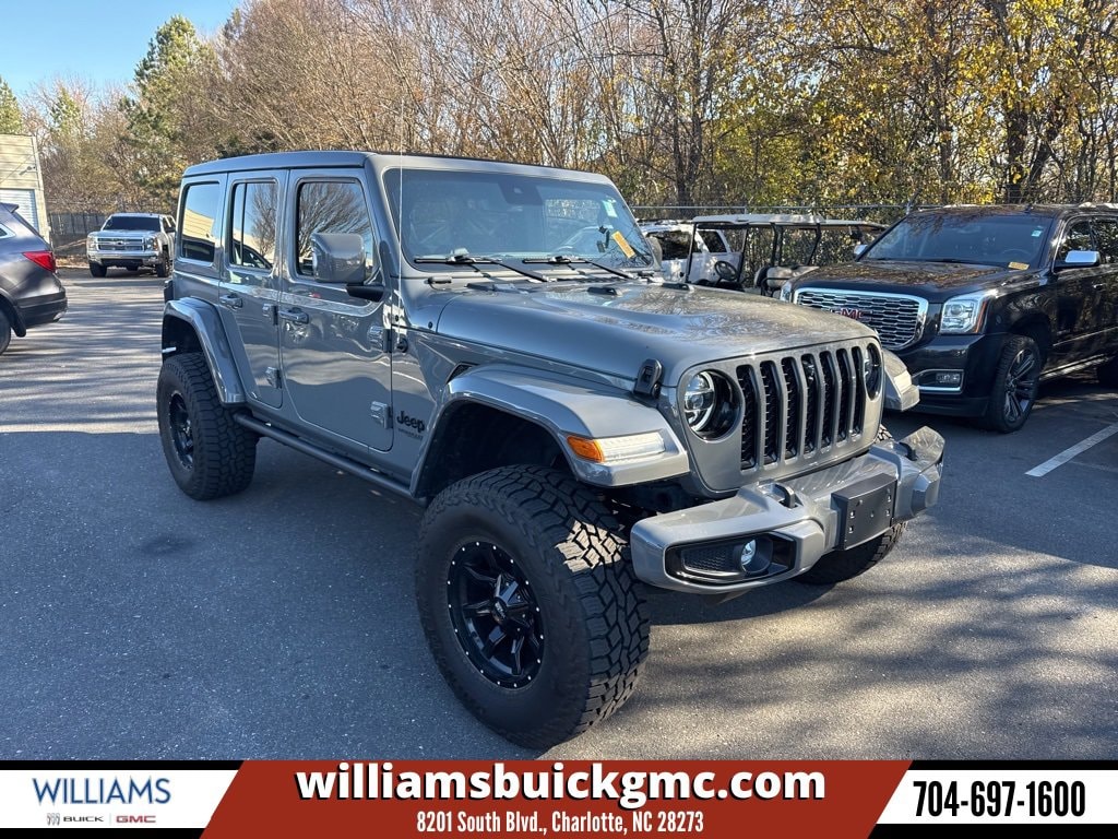 2022 Jeep Wrangler Unlimited High Altitude's photo