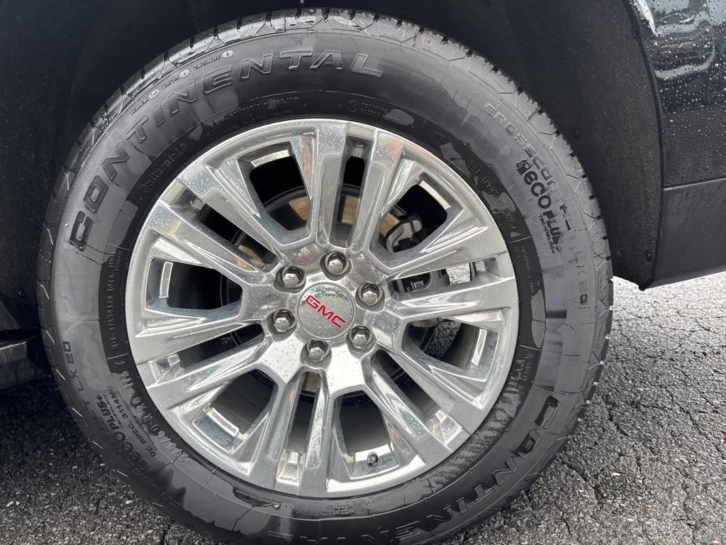 2025 GMC Yukon XL Denali - Photo 16