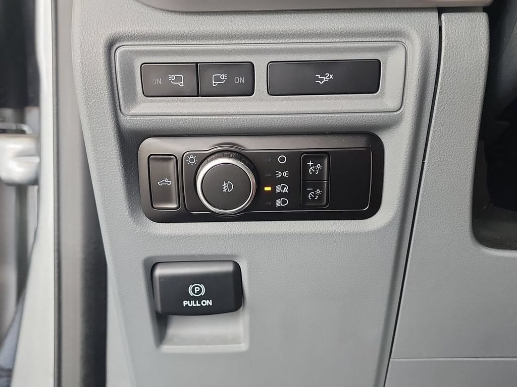 2023 Ford F-150 XLT - Photo 18