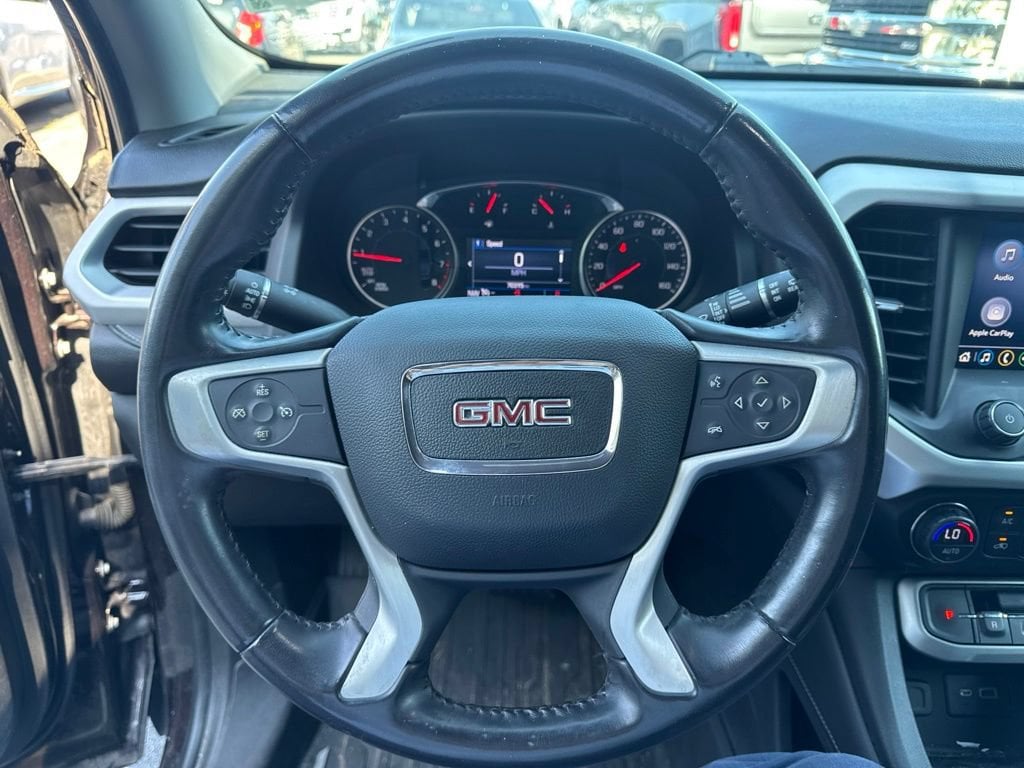 2020 GMC Acadia SLE - Photo 11