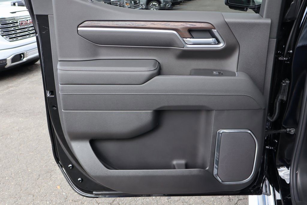 2026 GMC Sierra 1500 SLT - Photo 20
