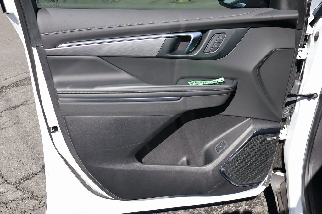 2025 Buick Enclave Preferred - Photo 9