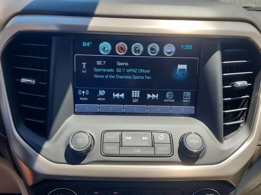 2019 GMC Acadia Denali - Photo 13