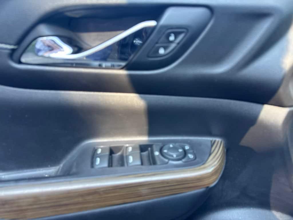 2020 GMC Acadia SLE - Photo 22