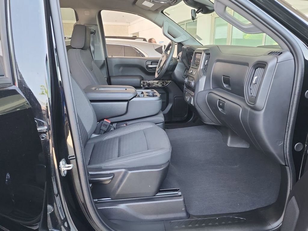 2024 Chevrolet Silverado 1500 Custom - Photo 26