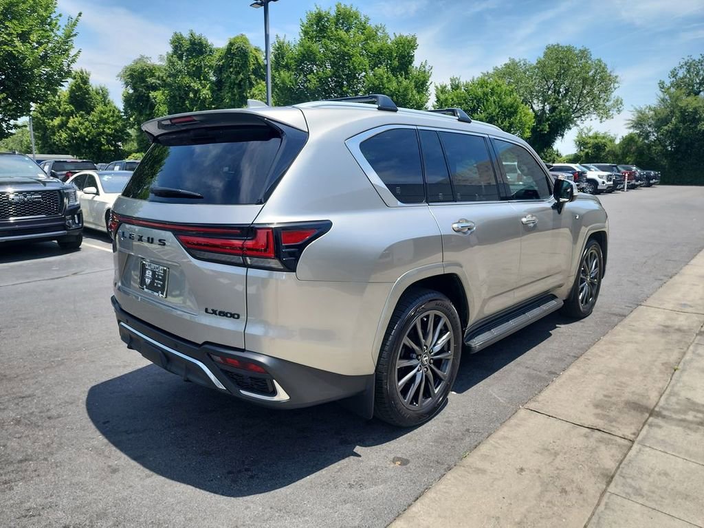 2025 Lexus LX F-Sport - Photo 8