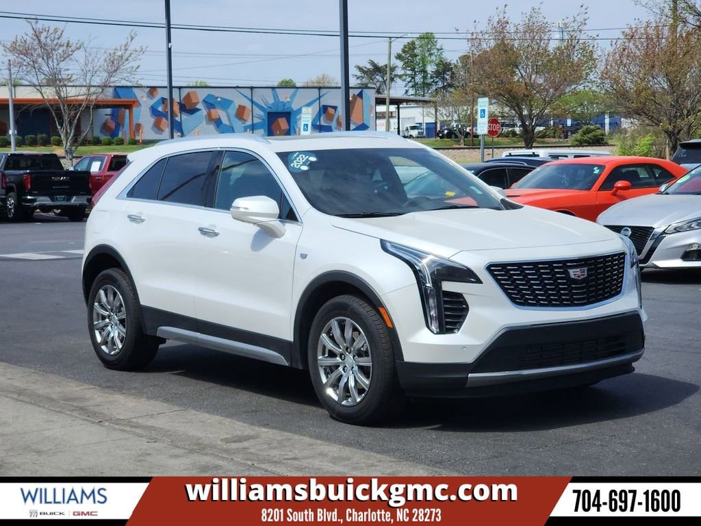 Crystal White Tricoat 2022 Cadillac XT4 Premium Luxury AWD SUV / Crossover Four-Wheel Drive Automatic