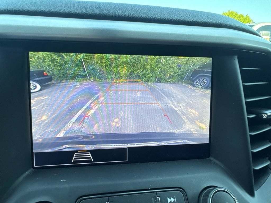 2020 GMC Acadia SLE - Photo 13