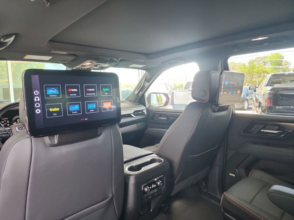 2025 GMC Yukon XL AT4 - Photo 37