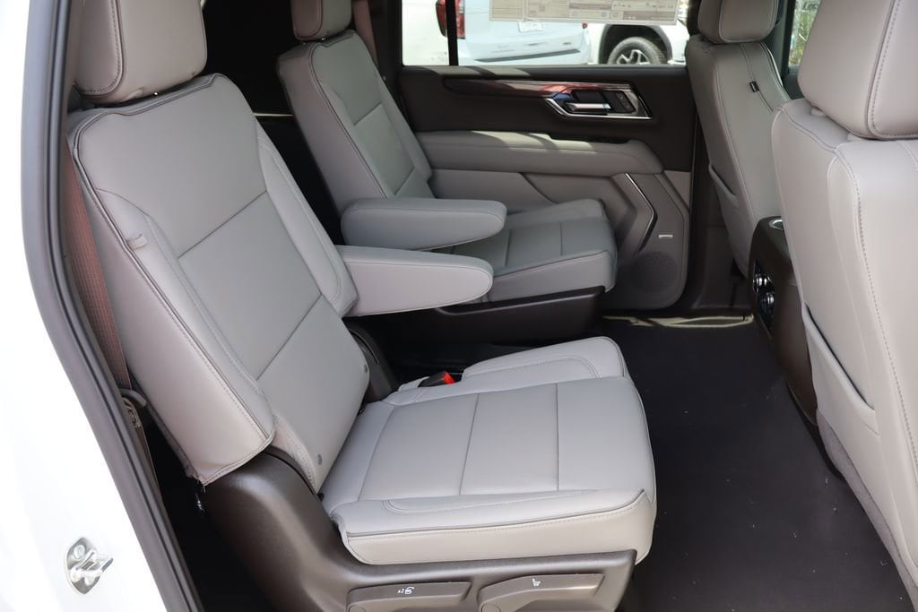 2026 GMC Yukon XL Elevation - Photo 24