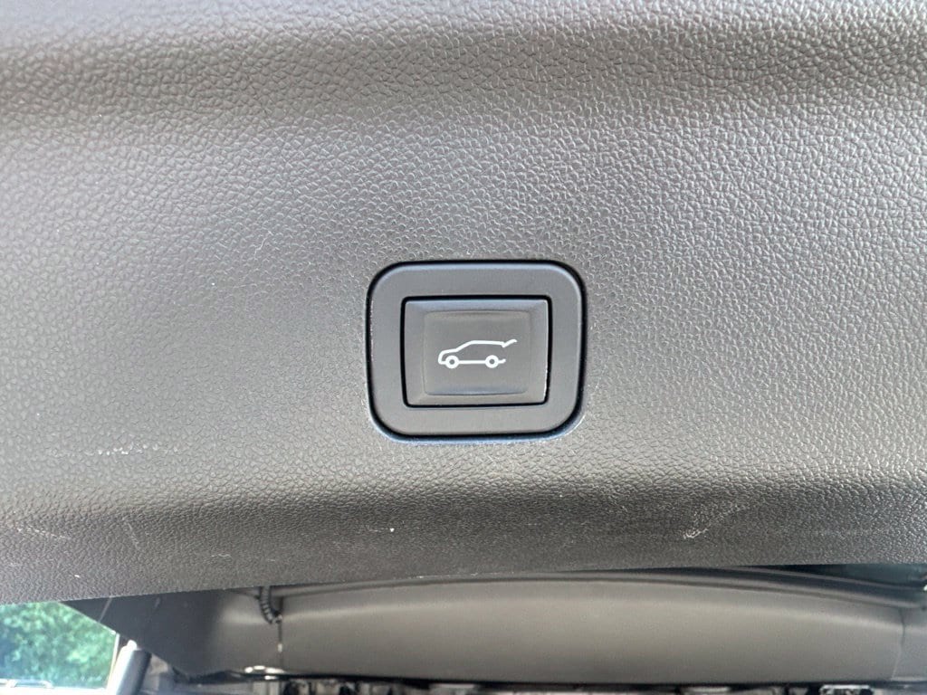 2024 Chevrolet Tahoe Z71 - Photo 26