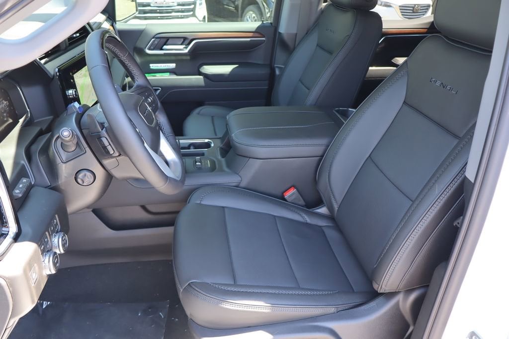 2026 GMC Sierra 1500 Denali - Photo 13