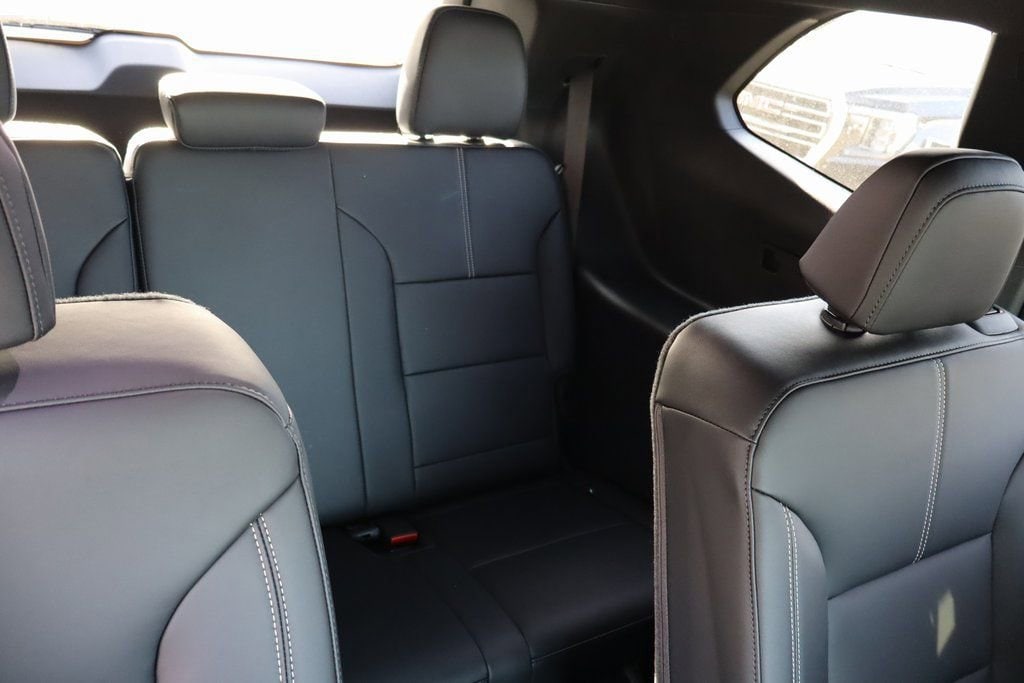 2026 GMC Acadia Elevation - Photo 23