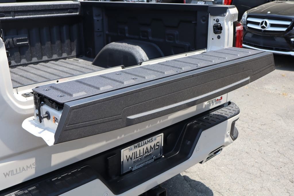 2026 GMC Sierra 1500 AT4 - Photo 9