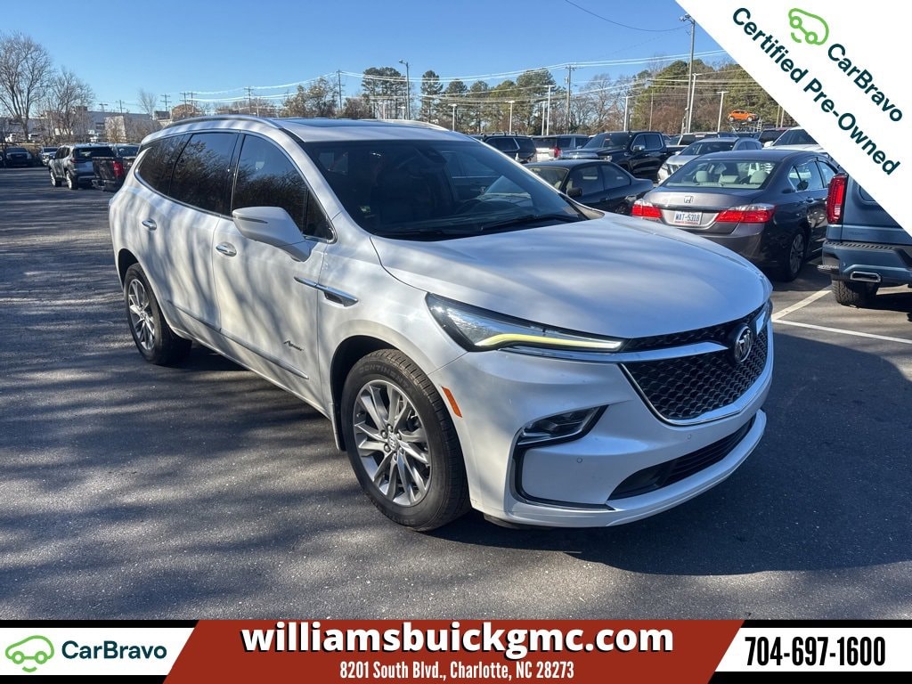 2023 Buick Enclave Avenir's photo