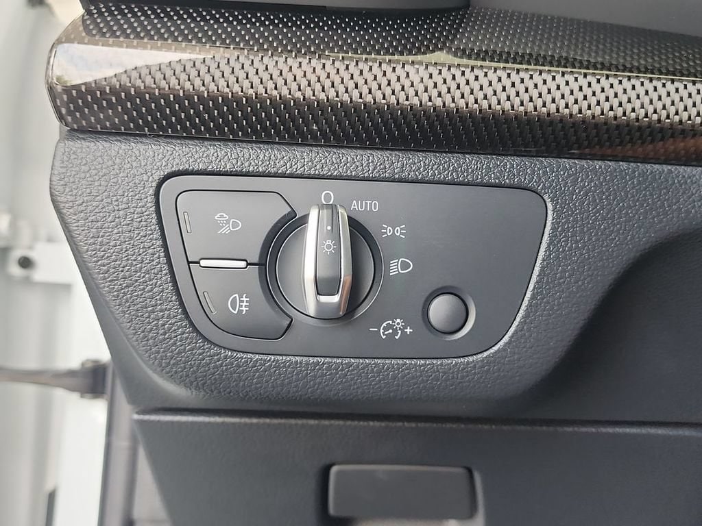 2023 Audi SQ5 Premium Plus - Photo 18