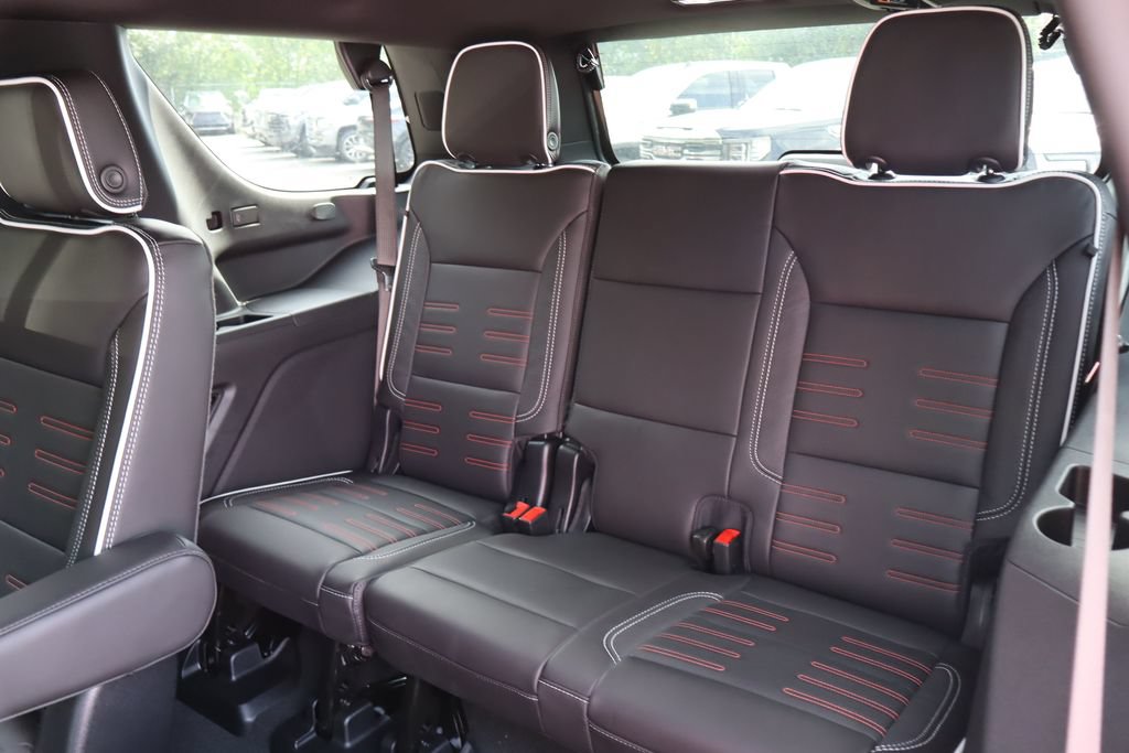 2026 GMC Yukon AT4 Ultimate - Photo 23