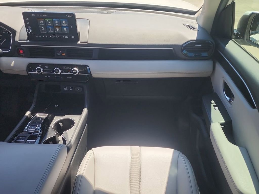 2025 Honda Pilot EX-L - Photo 27