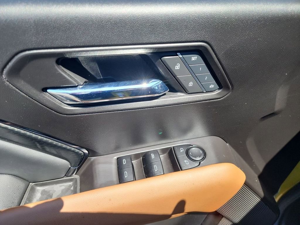 2023 GMC Canyon AT4 - Photo 23