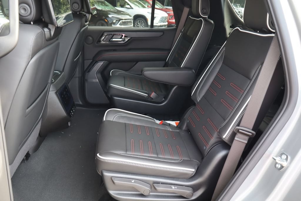 2026 GMC Yukon AT4 Ultimate - Photo 22