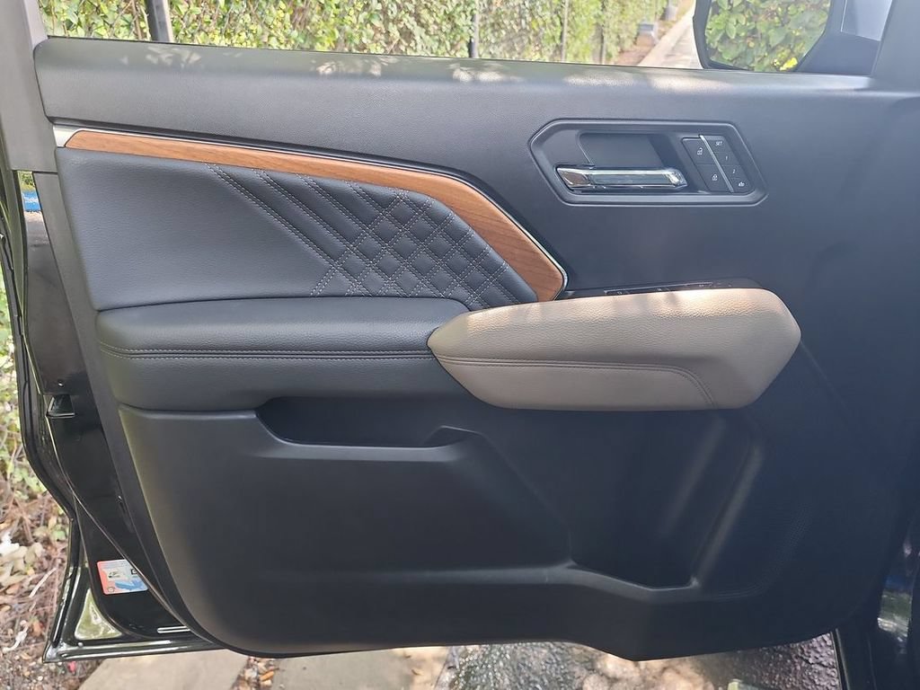 2025 GMC Canyon Denali - Photo 22