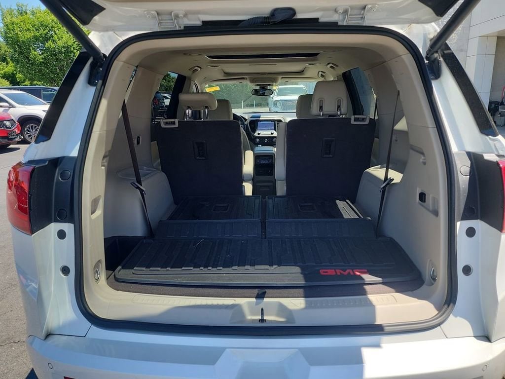 2019 GMC Acadia Denali - Photo 26