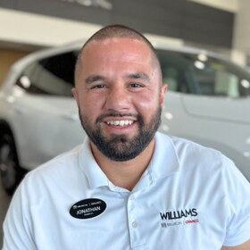 Staff member Jonathan Moreno from ID_bc504679a695