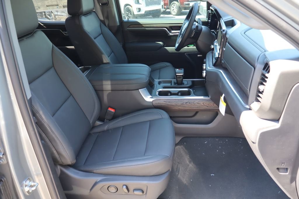 2026 GMC Sierra 1500 SLT - Photo 25