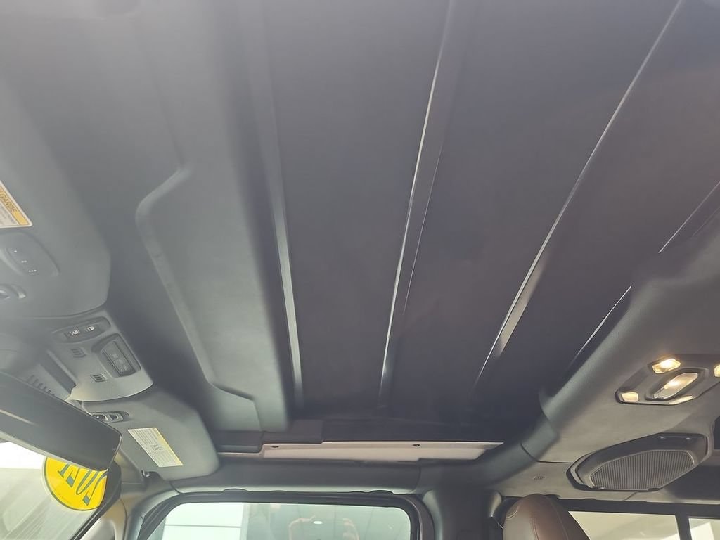 2021 Jeep Wrangler Unlimited Sahara - Photo 19