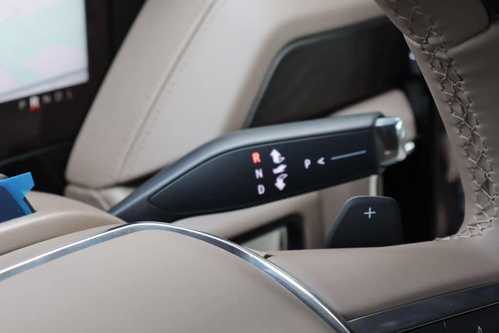 2026 GMC Yukon XL Denali - Photo 18