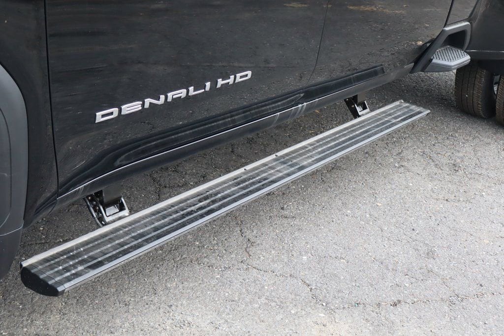 2026 GMC Sierra 3500HD Denali - Photo 10