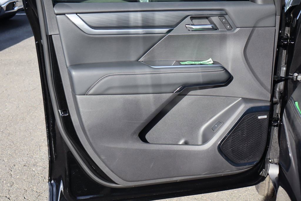 2026 GMC Acadia Elevation - Photo 9