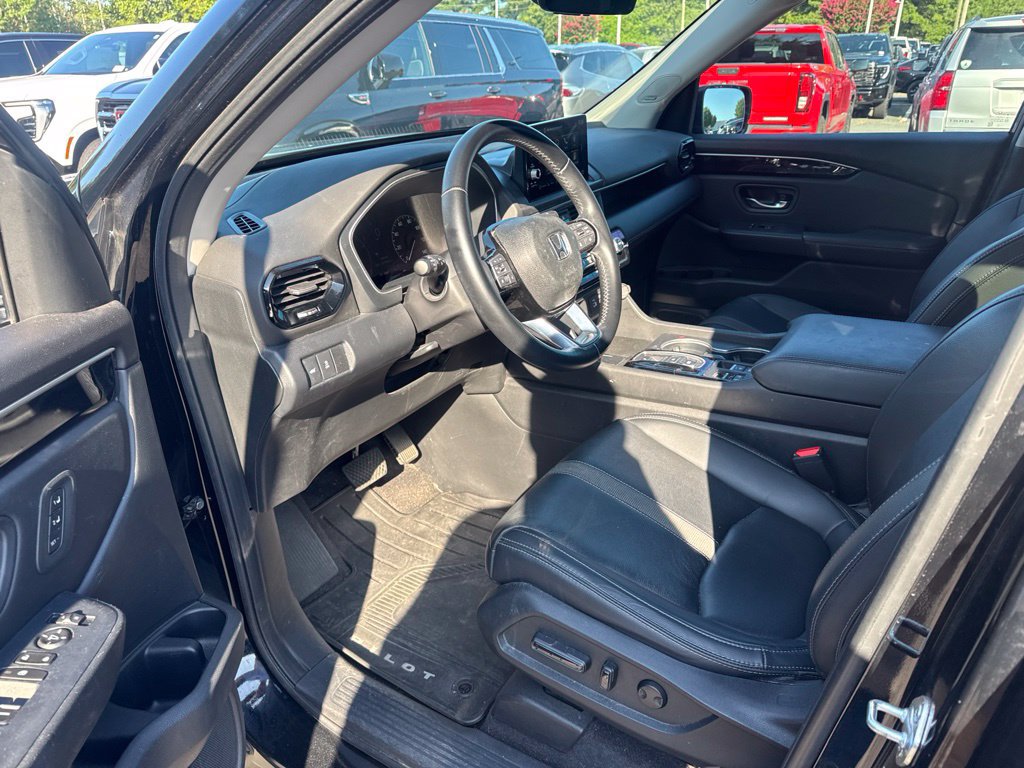 2023 Honda Pilot Touring - Photo 9