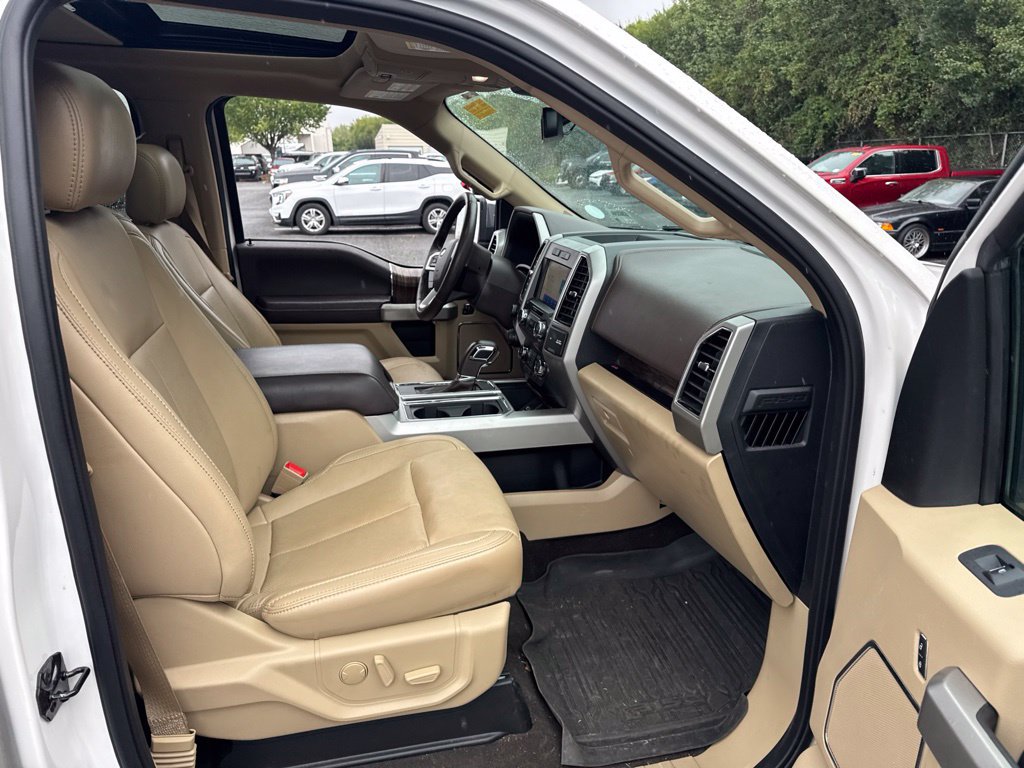 2019 Ford F-150 Lariat - Photo 14