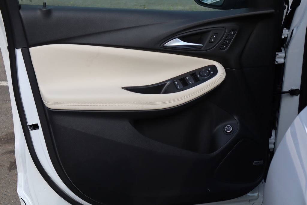 2026 Buick Encore GX Avenir - Photo 9