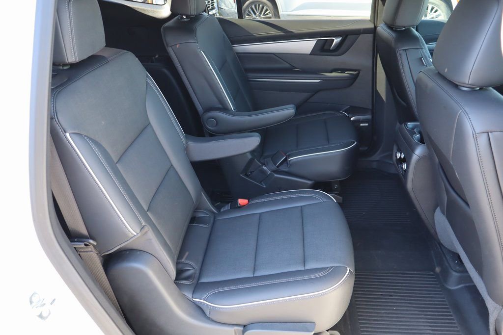 2025 Buick Enclave Preferred - Photo 23