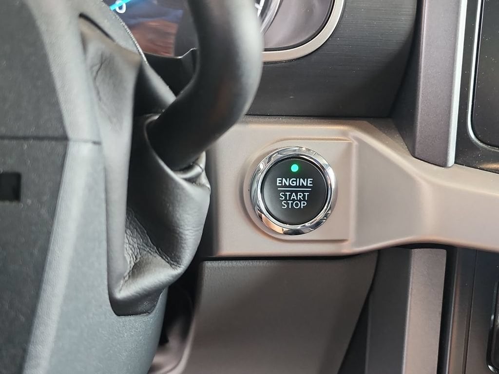 2023 Ford F-150 XLT - Photo 17