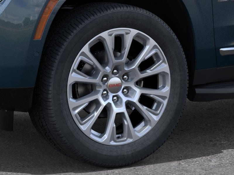 2026 GMC Yukon Denali - Photo 9
