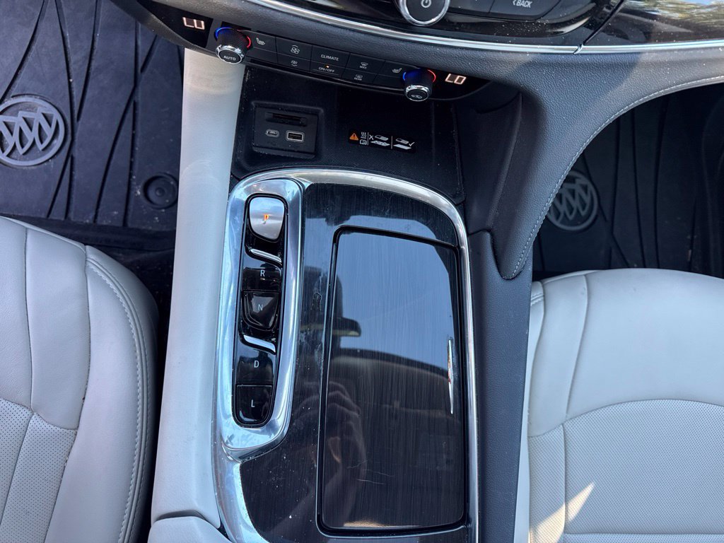 2024 Buick Enclave Essence - Photo 25