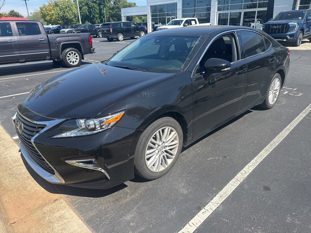 2017 Lexus ES 350 photo 3