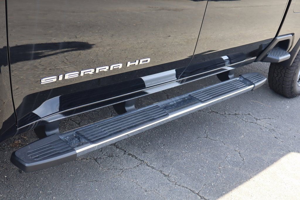 2025 GMC Sierra 2500HD SLT - Photo 10